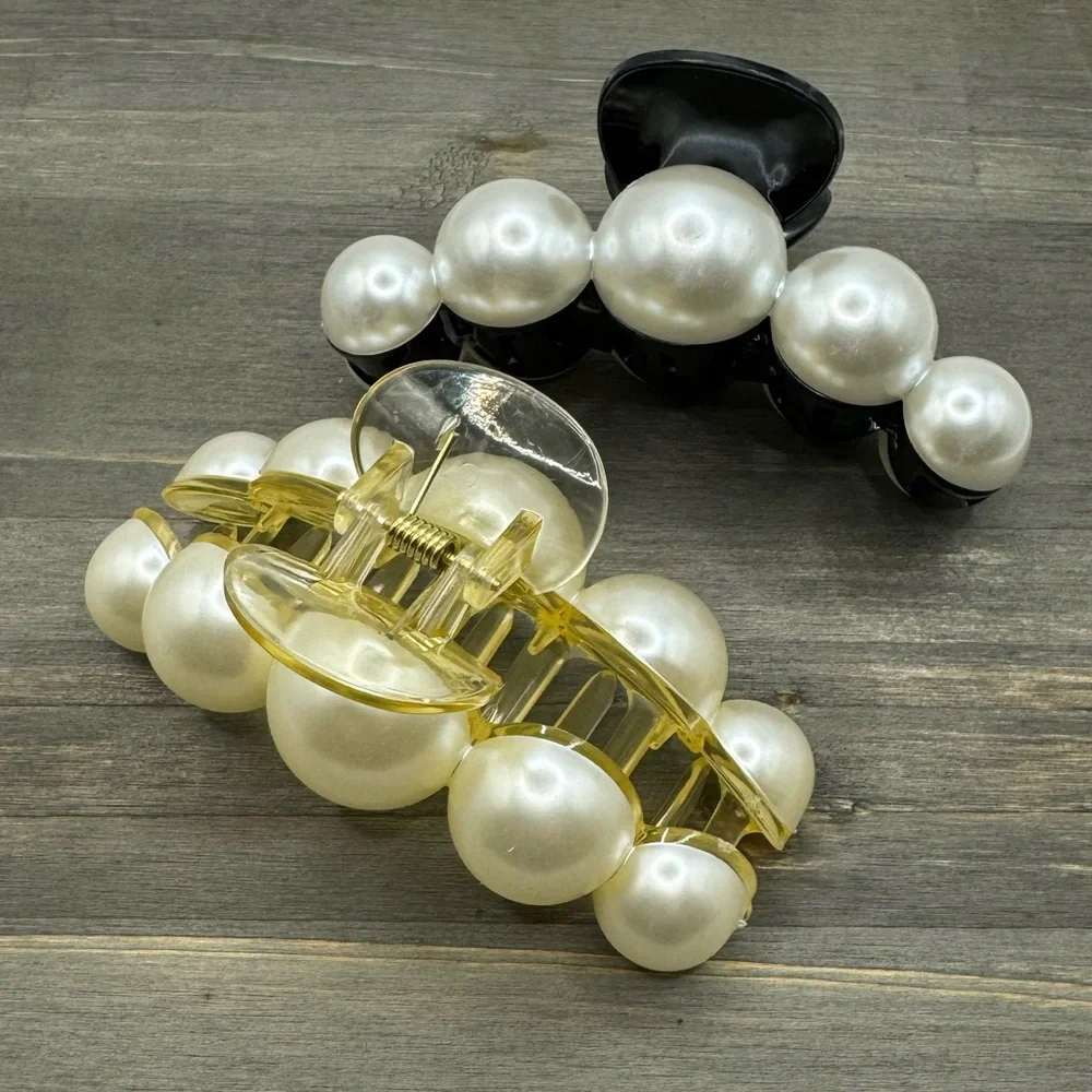 2 pcs Faux Pearl Claw Hair Clips